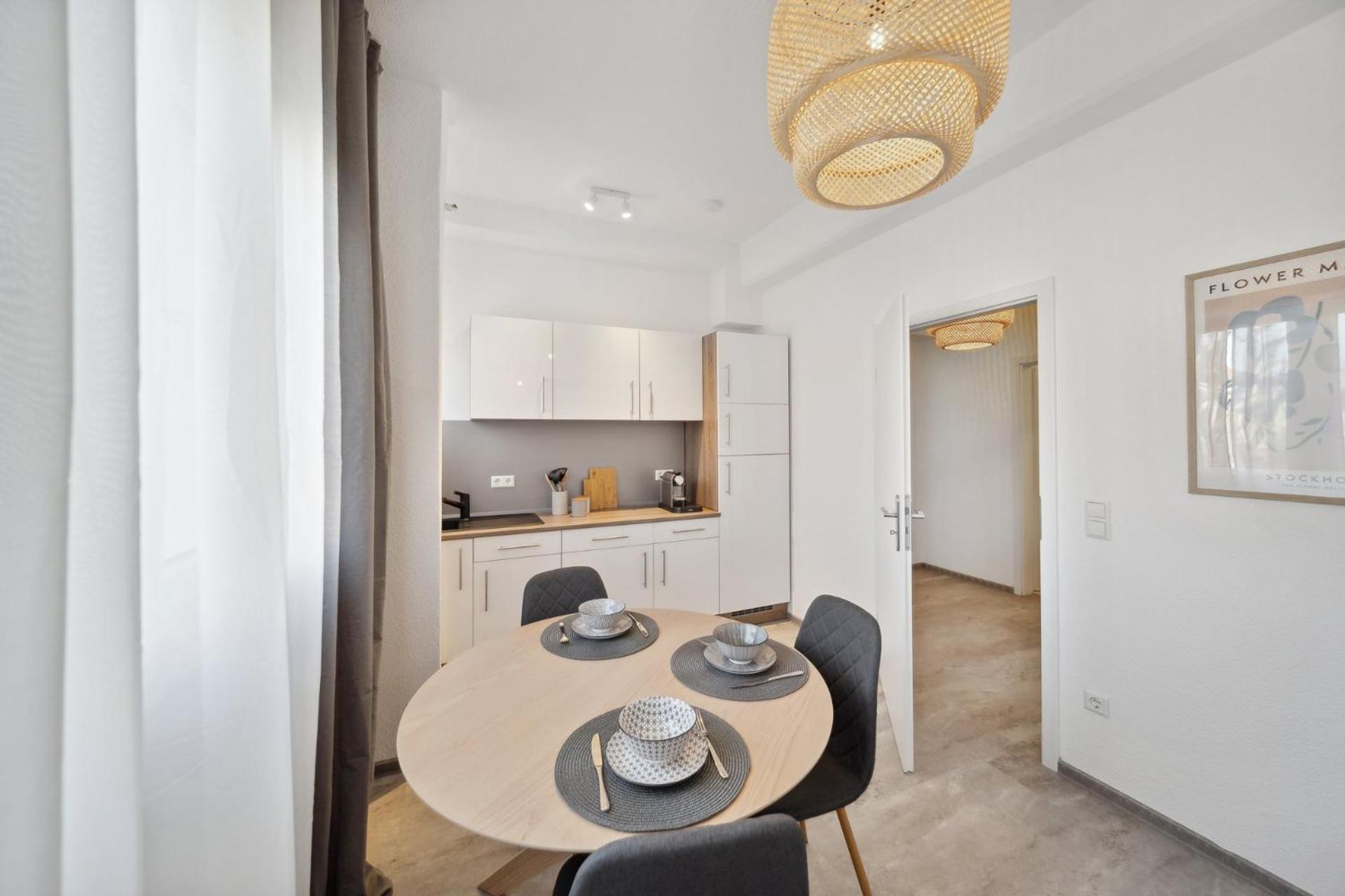 Ruhige Lage, Gute Anbindung, Frisch Renoviert Fellbach Exterior foto